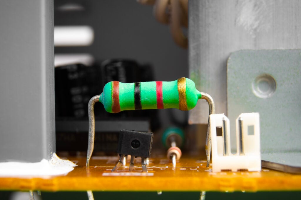 Do I Need a Pure Sine Wave Power Station