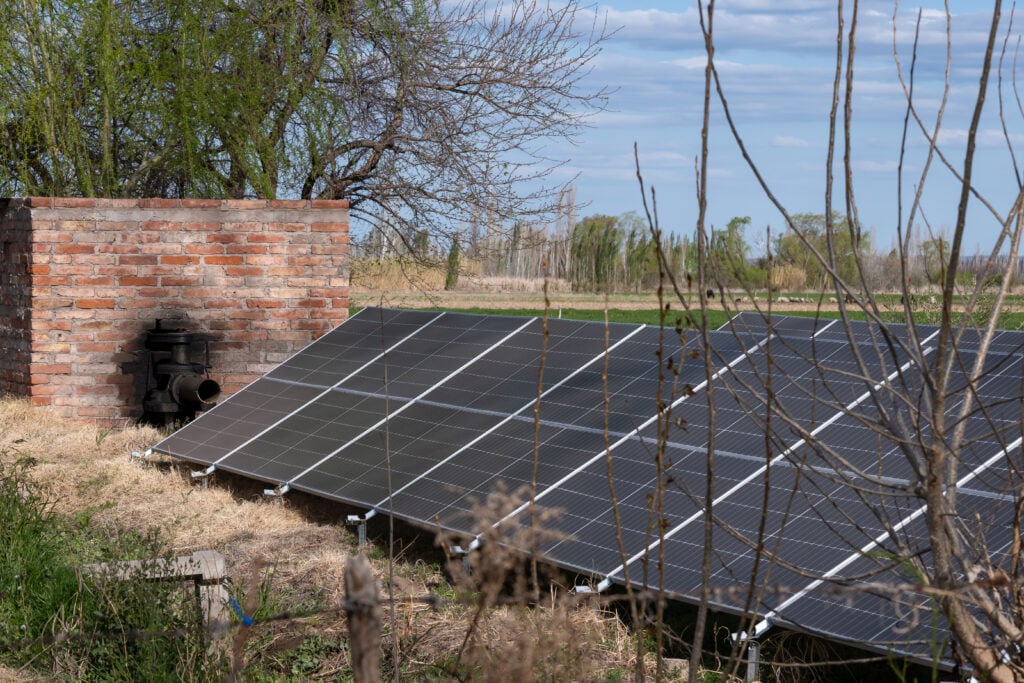 How many solar panels for off-grid