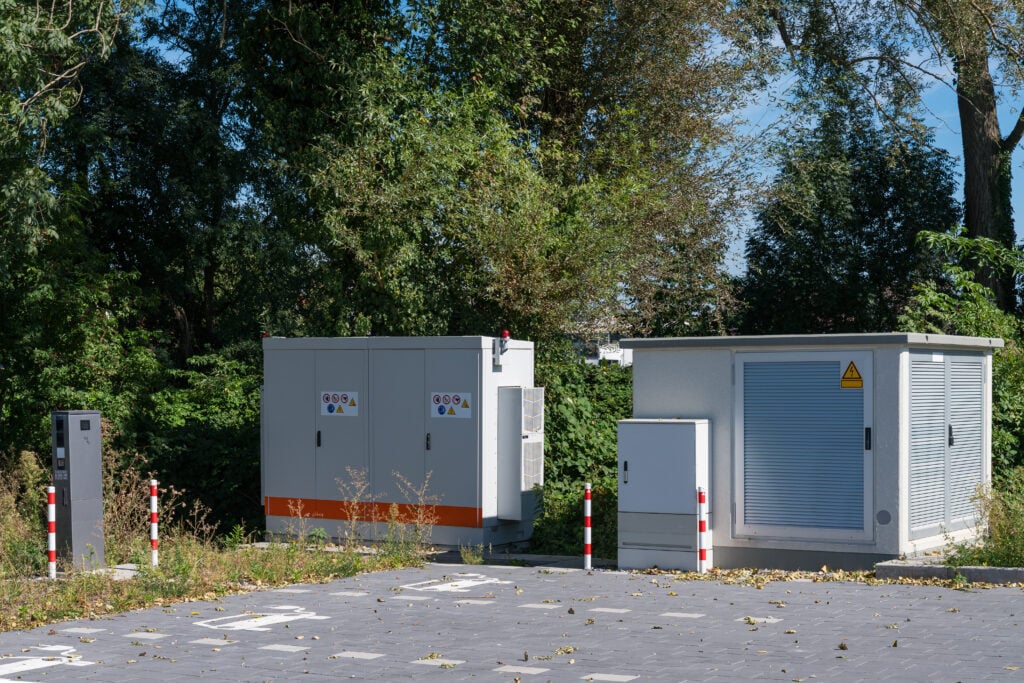 Modular Home Battery vs. All-in-One Power Stations