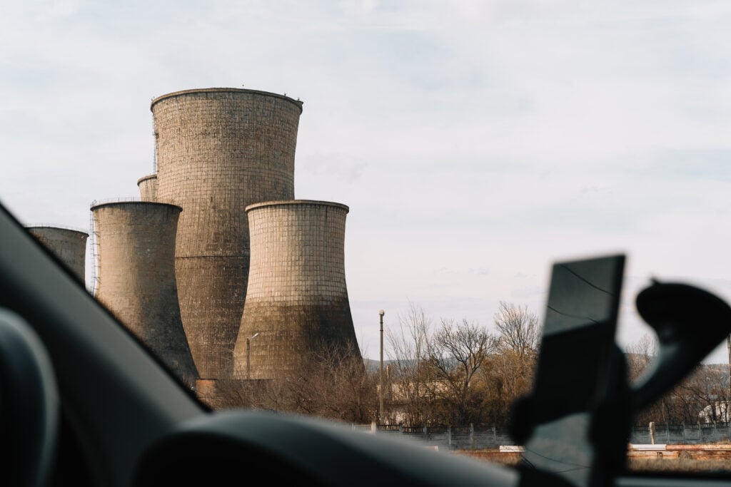 How Long Can a Power Station Run a Dehumidifier