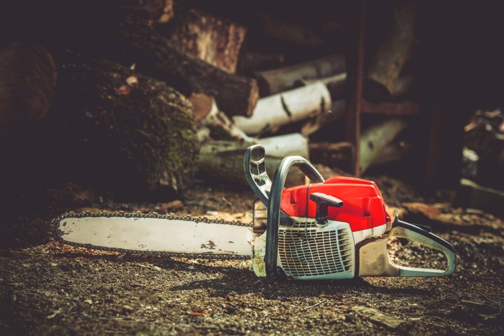 Can a Power Station Run a Chainsaw