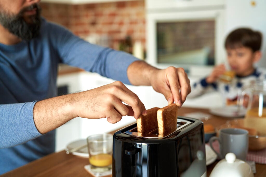 How Long Can a Power Station Run a Toaster