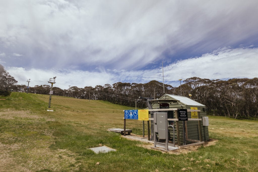 How to Recharge a Power Station Off-Grid