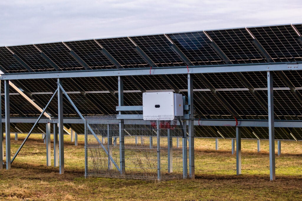 How Many Solar Panels for a 3000Wh Power Station